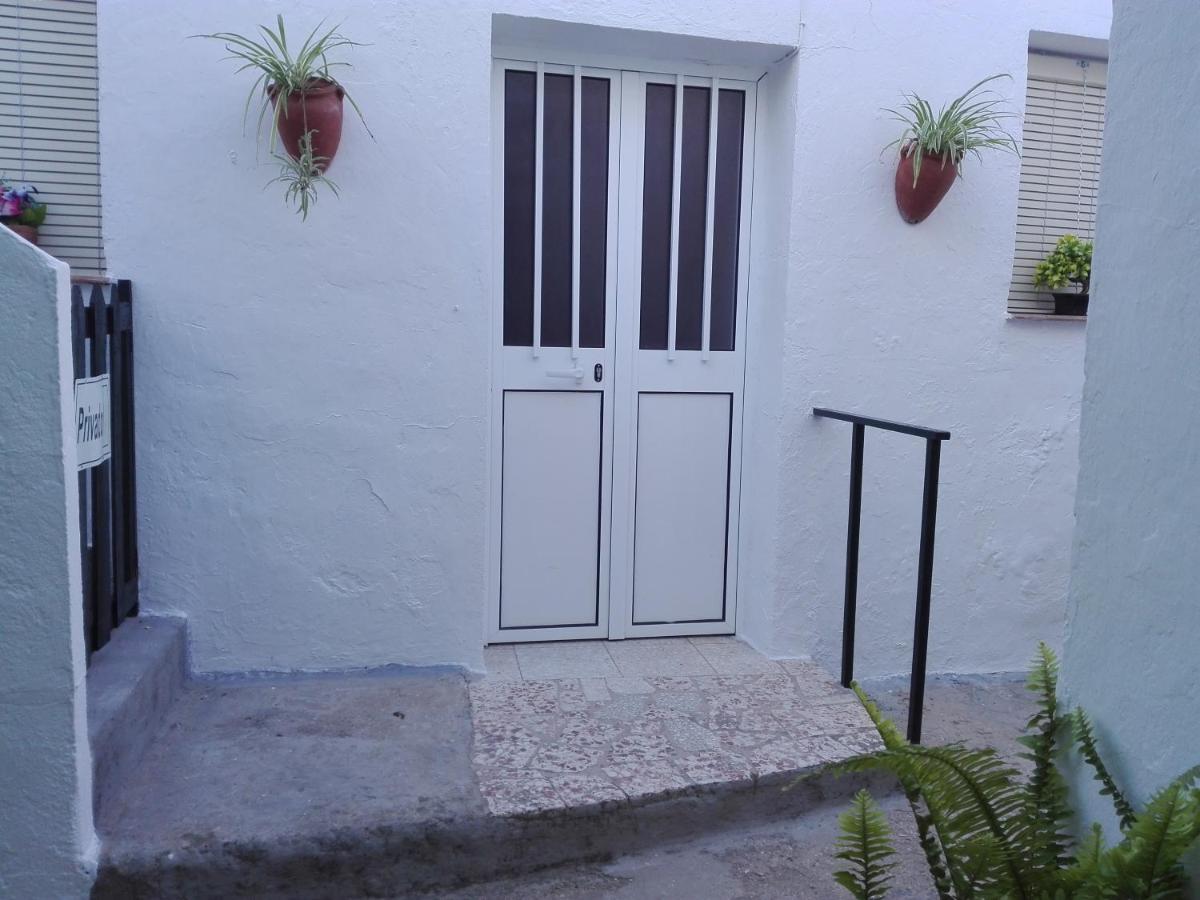 Alojamiento C/ Magallanes Conil Conil De La Frontera Exterior foto
